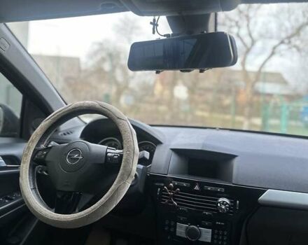 Опель Астра 2010 в Золочев на Automoto.ua Серый Опель Астра, объемом двигателя 1.7 л и пробегом 250 тыс. км за 6200 $, фото 15 на Automoto.ua