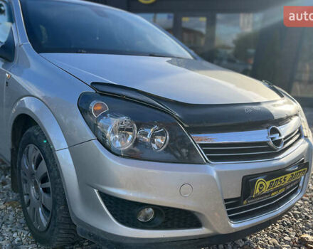 Серый Опель Астра, объемом двигателя 1.69 л и пробегом 260 тыс. км за 5300 $, фото 1 на Automoto.ua