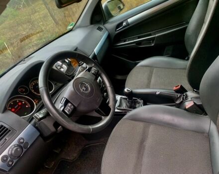 Сірий Опель Астра, об'ємом двигуна 1.9 л та пробігом 284 тис. км за 4000 $, фото 6 на Automoto.ua