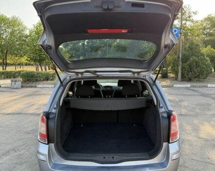 Серый Опель Астра, объемом двигателя 1.6 л и пробегом 212 тыс. км за 5999 $, фото 6 на Automoto.ua