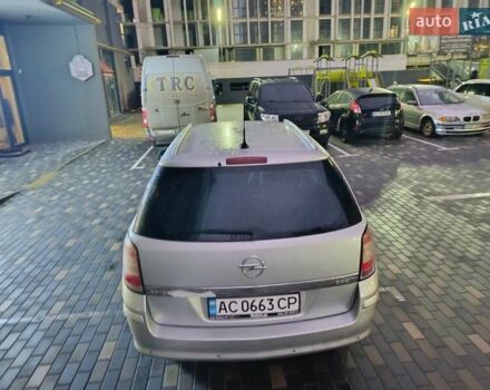 Серый Опель Астра, объемом двигателя 1.7 л и пробегом 238 тыс. км за 4999 $, фото 7 на Automoto.ua