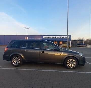 Серый Опель Астра, объемом двигателя 1.6 л и пробегом 173 тыс. км за 6550 $, фото 2 на Automoto.ua