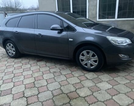 Сірий Опель Астра, об'ємом двигуна 1.7 л та пробігом 368 тис. км за 5400 $, фото 2 на Automoto.ua