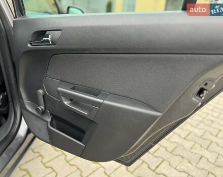 Сірий Опель Астра, об'ємом двигуна 1.6 л та пробігом 260 тис. км за 6250 $, фото 89 на Automoto.ua