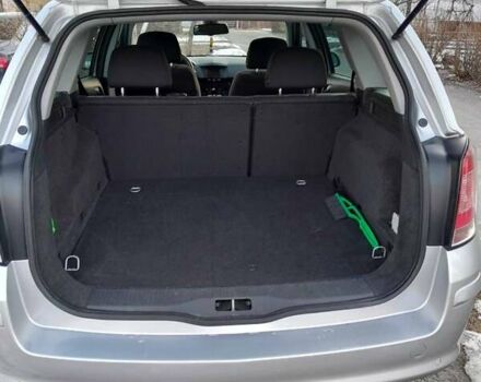 Серый Опель Астра, объемом двигателя 1.7 л и пробегом 196 тыс. км за 6200 $, фото 8 на Automoto.ua