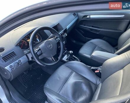 Серый Опель Астра, объемом двигателя 1.6 л и пробегом 215 тыс. км за 6590 $, фото 18 на Automoto.ua