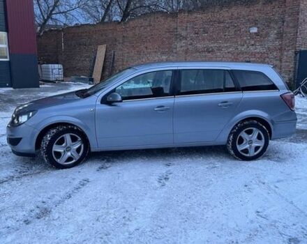 Серый Опель Астра, объемом двигателя 1.69 л и пробегом 260 тыс. км за 5800 $, фото 2 на Automoto.ua