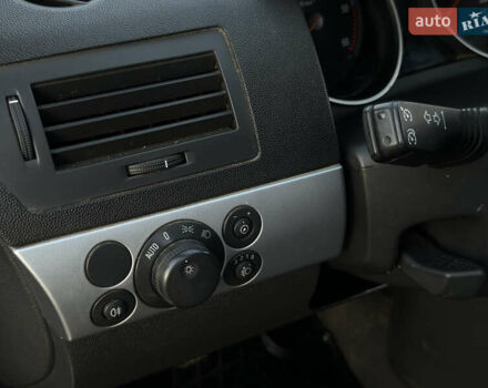 Серый Опель Астра, объемом двигателя 1.69 л и пробегом 245 тыс. км за 5800 $, фото 14 на Automoto.ua