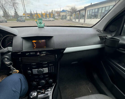 Серый Опель Астра, объемом двигателя 1.69 л и пробегом 320 тыс. км за 5800 $, фото 13 на Automoto.ua