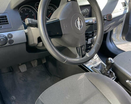 Сірий Опель Астра, об'ємом двигуна 1.9 л та пробігом 270 тис. км за 6200 $, фото 13 на Automoto.ua
