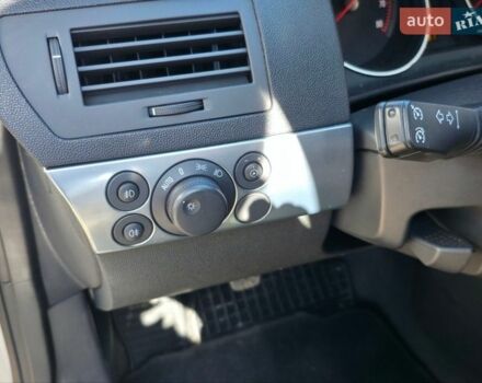 Серый Опель Астра, объемом двигателя 1.6 л и пробегом 248 тыс. км за 6500 $, фото 31 на Automoto.ua