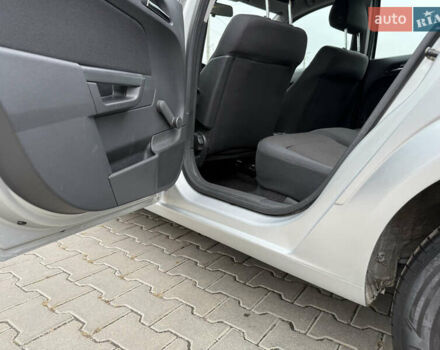 Опель Астра 2010 у Вінниці на Automoto.ua Сірий Опель Астра, об'ємом двигуна 0 л та пробігом 210 тис. км за 5600 $, фото 37 на Automoto.ua