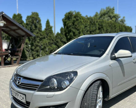 Опель Астра 2010 в Хотине на Automoto.ua Серый Опель Астра, объемом двигателя 1.91 л и пробегом 293 тыс. км за 6799 $, фото 4 на Automoto.ua