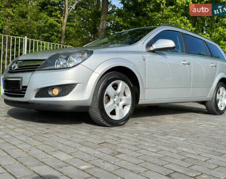 Серый Опель Астра, объемом двигателя 1.7 л и пробегом 255 тыс. км за 5800 $, фото 17 на Automoto.ua