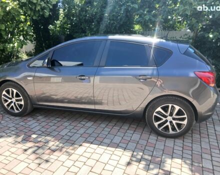 Серый Опель Астра, объемом двигателя 1.2 л и пробегом 252 тыс. км за 6000 $, фото 3 на Automoto.ua