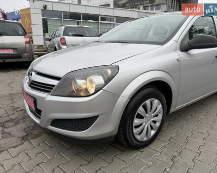 Серый Опель Астра, объемом двигателя 1.6 л и пробегом 210 тыс. км за 5499 $, фото 6 на Automoto.ua