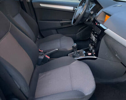 Опель Астра 2010 в Луцке на Automoto.ua Серый Опель Астра, объемом двигателя 0 л и пробегом 257 тыс. км за 6280 $, фото 31 на Automoto.ua