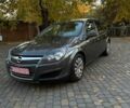 Опель Астра 2011 в Луцке на Automoto.ua Серый Опель Астра, объемом двигателя 1.6 л и пробегом 172 тыс. км за 5900 $, фото 1 на Automoto.ua