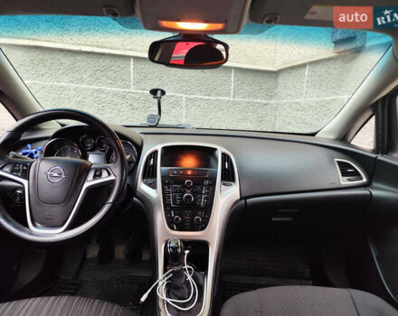 Сірий Опель Астра, об'ємом двигуна 1.69 л та пробігом 250 тис. км за 6500 $, фото 4 на Automoto.ua