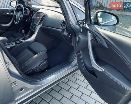 Серый Опель Астра, объемом двигателя 1.7 л и пробегом 259 тыс. км за 7700 $, фото 35 на Automoto.ua