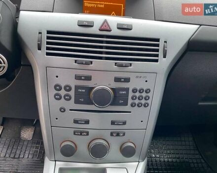 Серый Опель Астра, объемом двигателя 1.6 л и пробегом 192 тыс. км за 6290 $, фото 16 на Automoto.ua