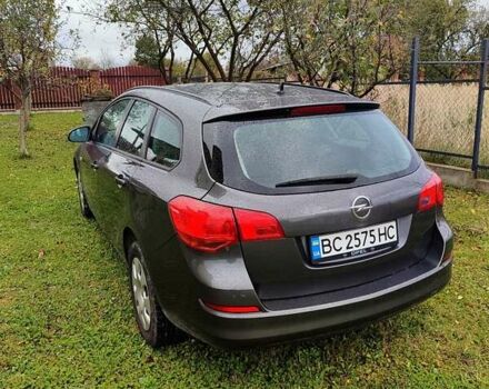 Сірий Опель Астра, об'ємом двигуна 1.7 л та пробігом 240 тис. км за 5700 $, фото 5 на Automoto.ua