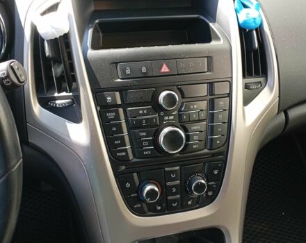 Серый Опель Астра, объемом двигателя 1.7 л и пробегом 210 тыс. км за 6800 $, фото 15 на Automoto.ua