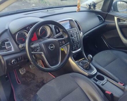 Серый Опель Астра, объемом двигателя 1.7 л и пробегом 265 тыс. км за 6499 $, фото 10 на Automoto.ua