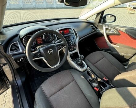 Опель Астра 2011 в Черновцах на Automoto.ua Серый Опель Астра, объемом двигателя 1.2 л и пробегом 277 тыс. км за 5600 $, фото 6 на Automoto.ua