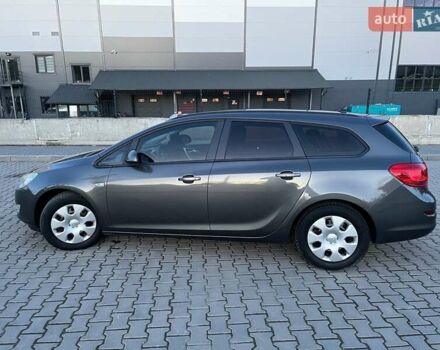 Сірий Опель Астра, об'ємом двигуна 1.7 л та пробігом 244 тис. км за 7000 $, фото 5 на Automoto.ua