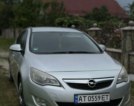 Серый Опель Астра, объемом двигателя 1.7 л и пробегом 261 тыс. км за 6900 $, фото 1 на Automoto.ua
