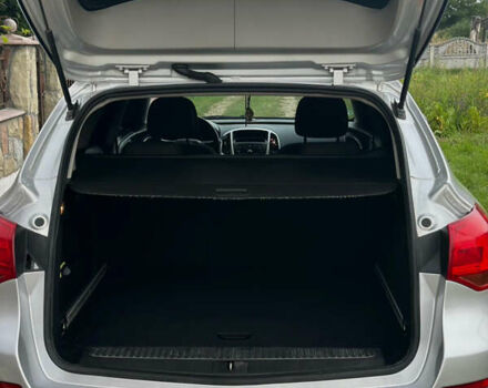 Серый Опель Астра, объемом двигателя 1.7 л и пробегом 261 тыс. км за 6900 $, фото 7 на Automoto.ua