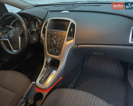 Серый Опель Астра, объемом двигателя 2 л и пробегом 219 тыс. км за 8999 $, фото 15 на Automoto.ua