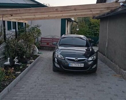 Серый Опель Астра, объемом двигателя 1.7 л и пробегом 236 тыс. км за 7200 $, фото 14 на Automoto.ua