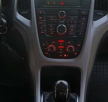 Серый Опель Астра, объемом двигателя 1.7 л и пробегом 248 тыс. км за 6950 $, фото 32 на Automoto.ua