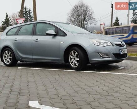 Серый Опель Астра, объемом двигателя 1.25 л и пробегом 254 тыс. км за 5000 $, фото 1 на Automoto.ua
