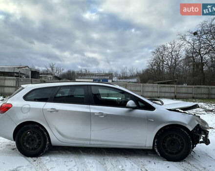 Серый Опель Астра, объемом двигателя 1.69 л и пробегом 249 тыс. км за 3350 $, фото 3 на Automoto.ua