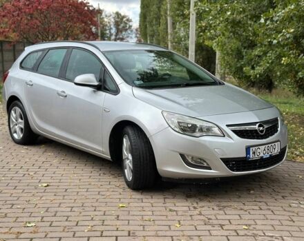 Сірий Опель Астра, об'ємом двигуна 1.7 л та пробігом 241 тис. км за 3999 $, фото 1 на Automoto.ua