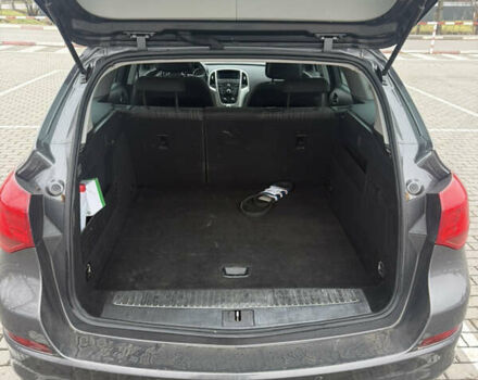 Серый Опель Астра, объемом двигателя 1.69 л и пробегом 315 тыс. км за 6300 $, фото 21 на Automoto.ua