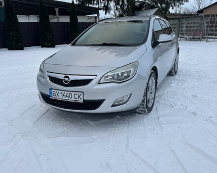 Сірий Опель Астра, об'ємом двигуна 1.7 л та пробігом 248 тис. км за 6700 $, фото 3 на Automoto.ua