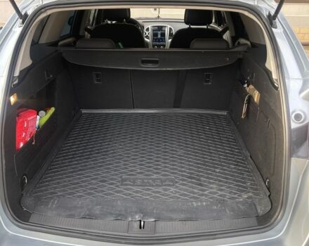 Сірий Опель Астра, об'ємом двигуна 2 л та пробігом 300 тис. км за 7300 $, фото 3 на Automoto.ua