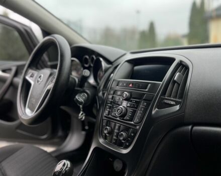 Серый Опель Астра, объемом двигателя 1.2 л и пробегом 264 тыс. км за 4750 $, фото 13 на Automoto.ua