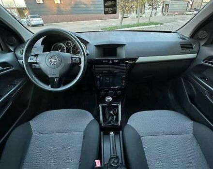 Опель Астра 2011 в Луцке на Automoto.ua Серый Опель Астра, объемом двигателя 1.6 л и пробегом 172 тыс. км за 5900 $, фото 67 на Automoto.ua