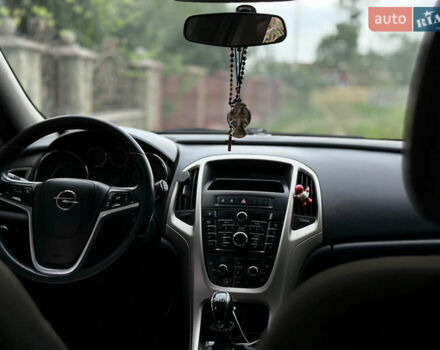 Серый Опель Астра, объемом двигателя 1.7 л и пробегом 261 тыс. км за 6900 $, фото 13 на Automoto.ua