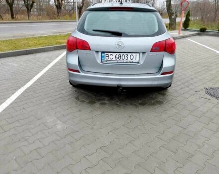 Серый Опель Астра, объемом двигателя 1.2 л и пробегом 254 тыс. км за 5000 $, фото 5 на Automoto.ua