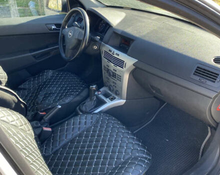 Опель Астра 2011 в Косове на Automoto.ua Серый Опель Астра, объемом двигателя 1.7 л и пробегом 290 тыс. км за 4300 $, фото 14 на Automoto.ua