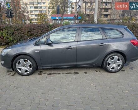Опель Астра 2011 в Черновцах на Automoto.ua Серый Опель Астра, объемом двигателя 1.7 л и пробегом 289 тыс. км за 7000 $, фото 8 на Automoto.ua