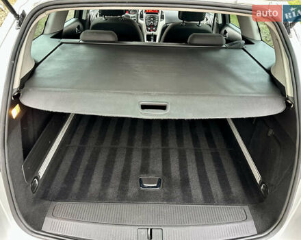 Серый Опель Астра, объемом двигателя 1.6 л и пробегом 148 тыс. км за 7800 $, фото 32 на Automoto.ua