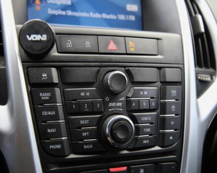 Серый Опель Астра, объемом двигателя 1.7 л и пробегом 233 тыс. км за 7800 $, фото 15 на Automoto.ua