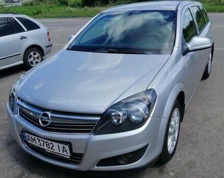 Опель Астра 2011 в Бердичеве на Automoto.ua Серый Опель Астра, объемом двигателя 1.6 л и пробегом 192 тыс. км за 6350 $, фото 13 на Automoto.ua